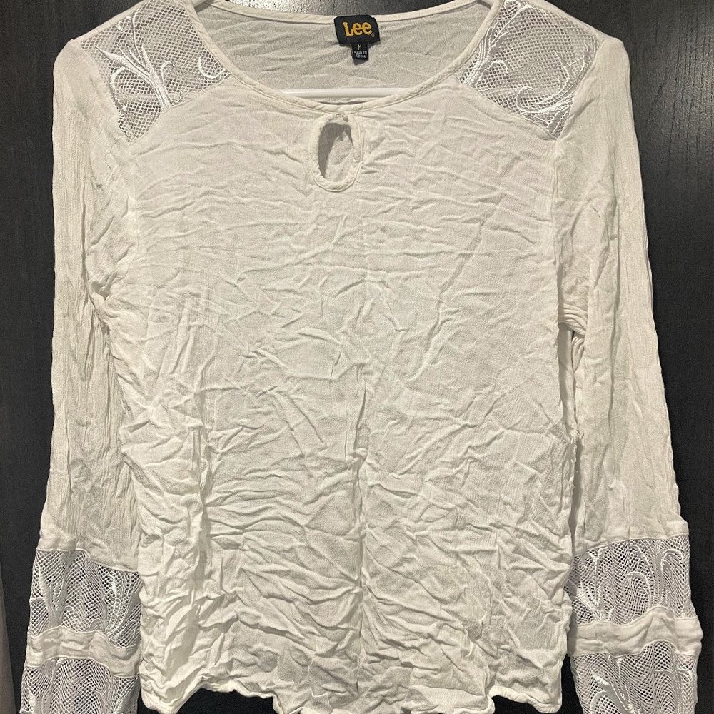 Lee White Lonng Sleee Blouse